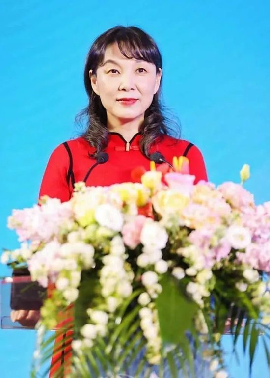 顺阳网 娃哈哈股权暗战：“隐形CFO”杜建英的三十年布局与失控棋局